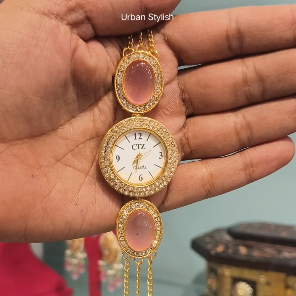 AMIRA KASHMIRI WATCH