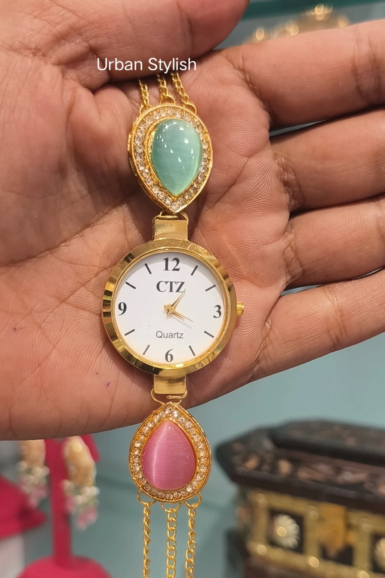 NAJMA KASHMIRI WATCH