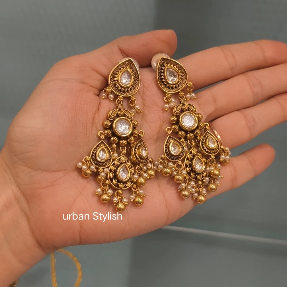 EMAN ANTIQUE GOLD PLATED NECKLACE WITH EARRINGS