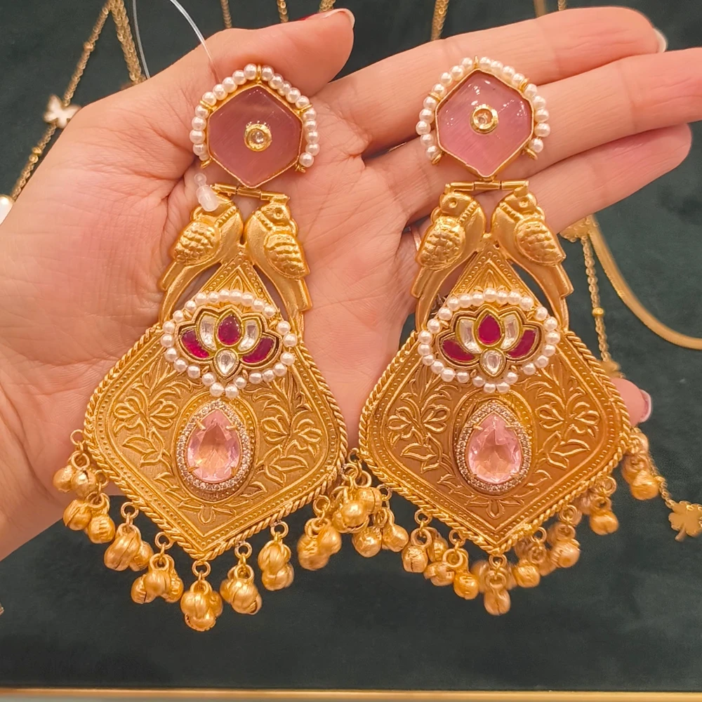 Nayara Golden Replica Earrings