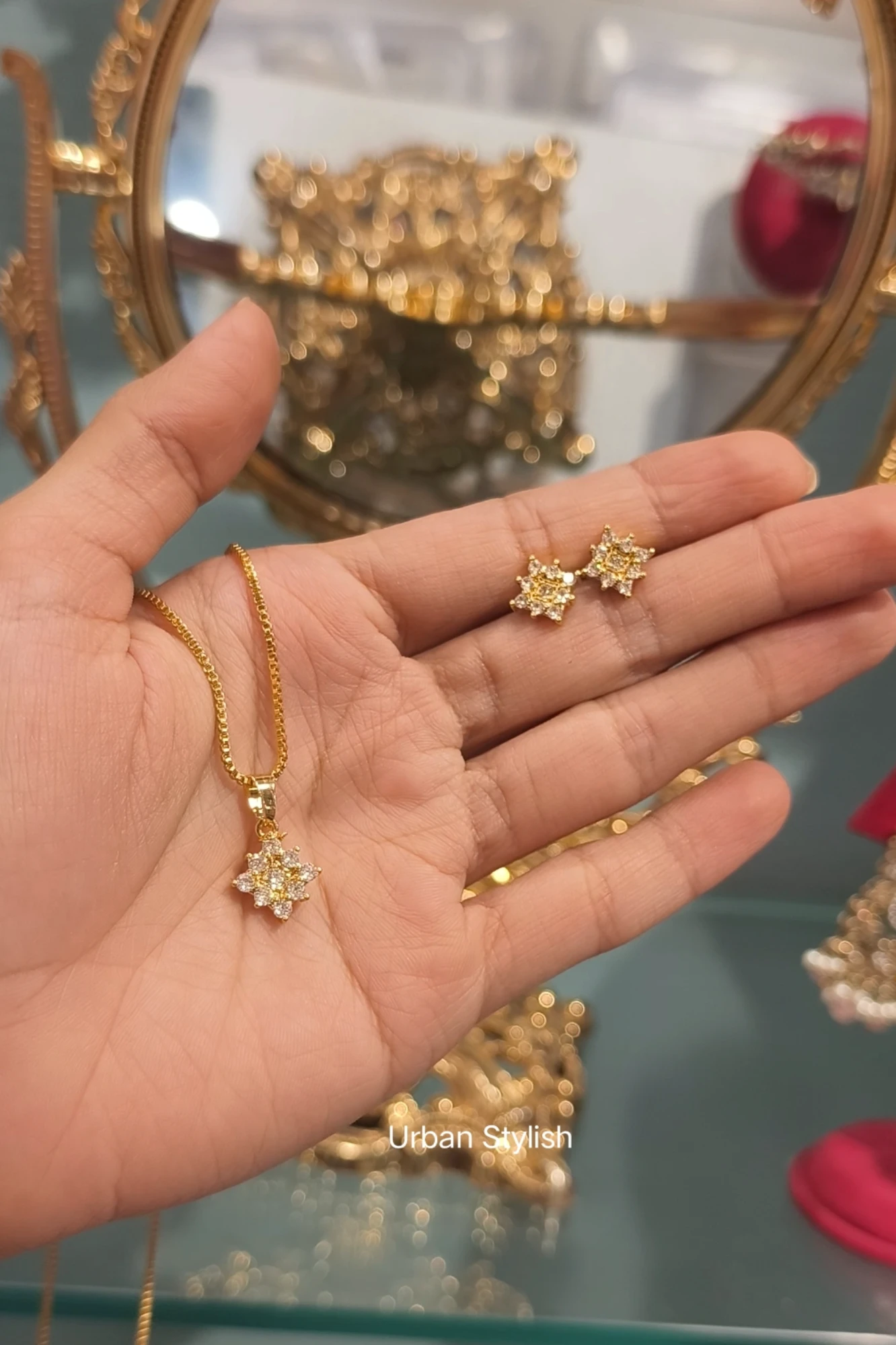 CROWN CHAIN STUDS COMBO (A5)