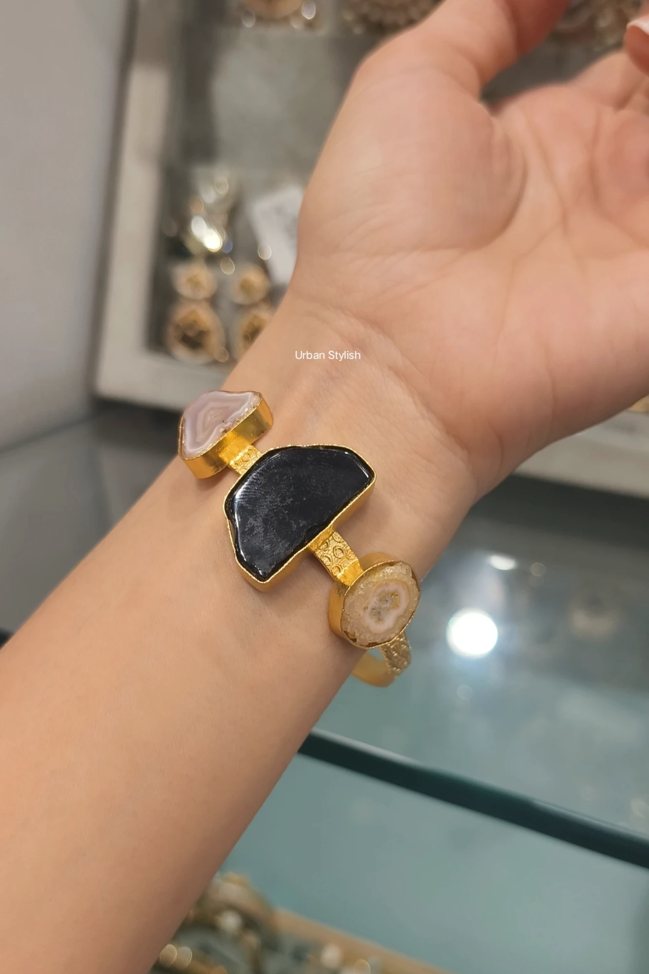 MIRA BRACELET
