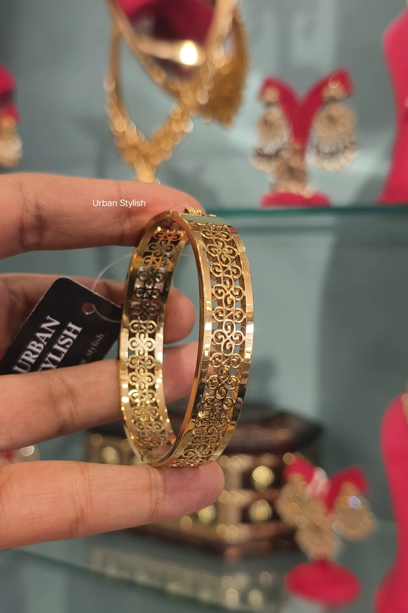 MARIYAM STAINLESS STEEL ADJUSTABLE BRACELET