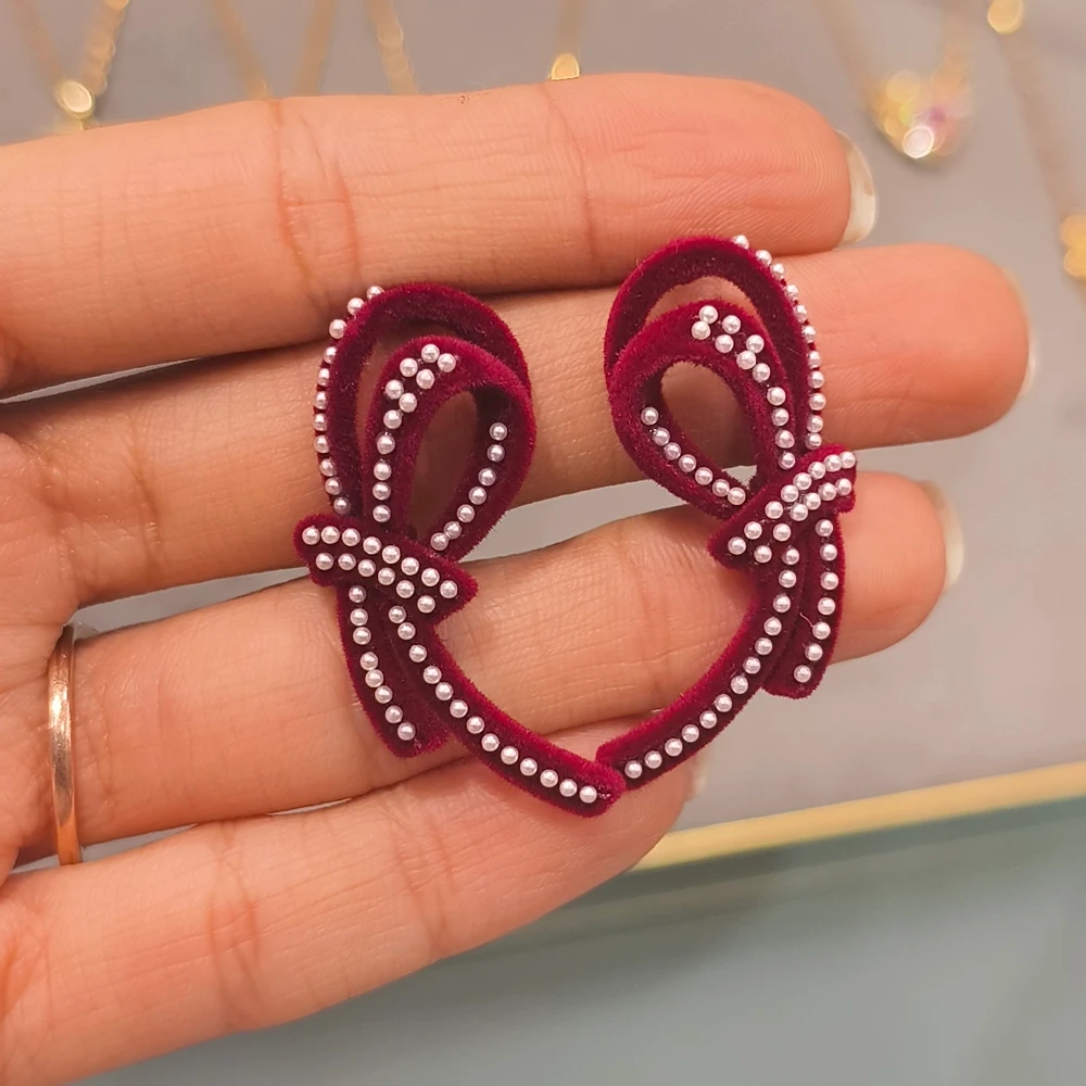 KNOT EARRINGS