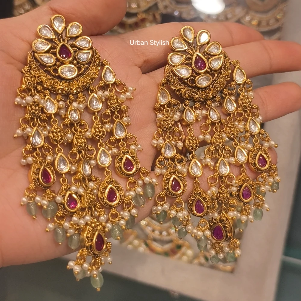 NOOR ANTIQUE GOLD PLATED EARRINGS