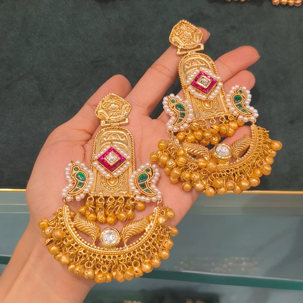 AMEERA PACHI KUNDAN GOLDEN REPLICA EARRINGS
