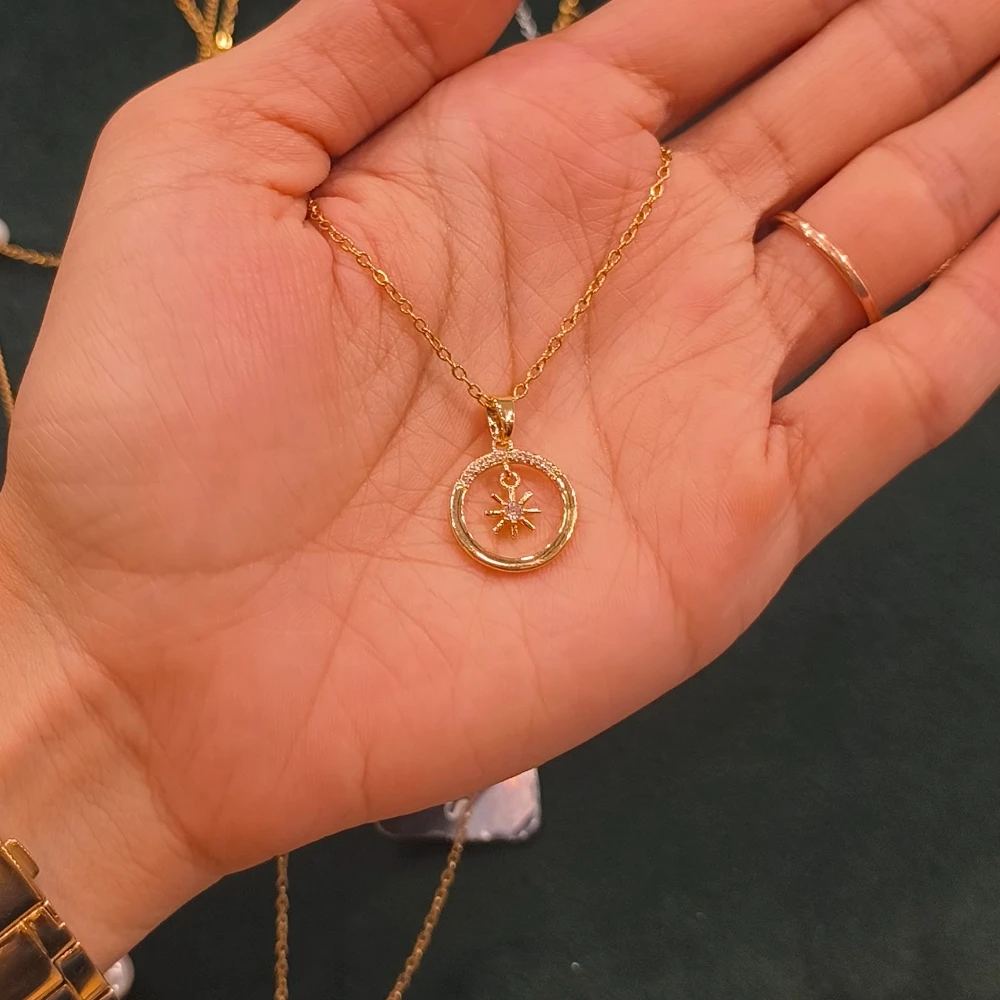 MINI STAR CIRCLE CHAIN