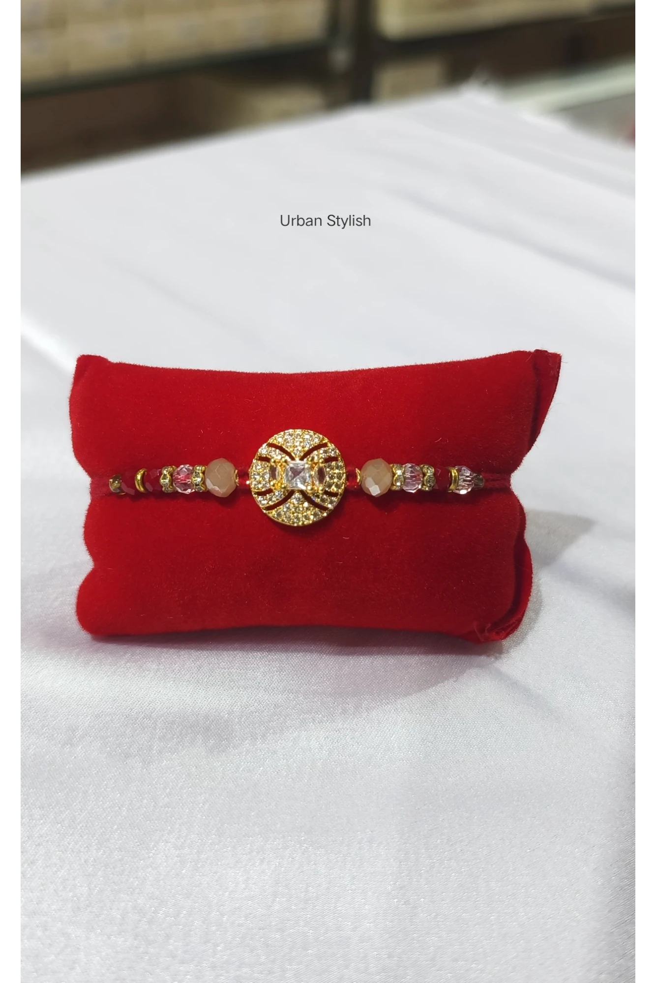 RED MOTI RAKHI (A21)