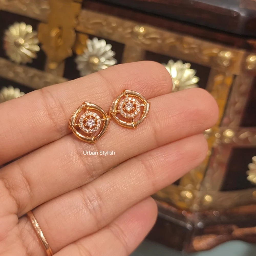 JANNAH AMERICAN DIAMOND STUDS