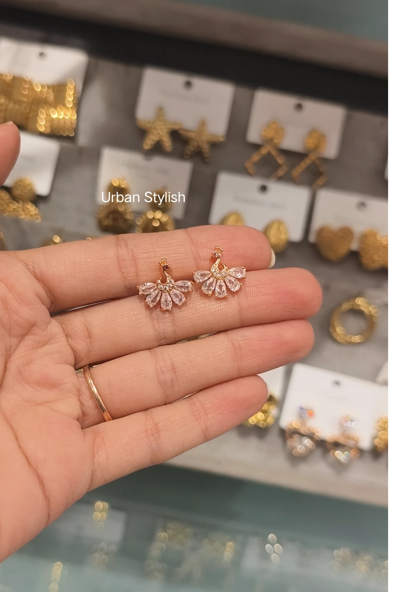 PEECOCK FANCY EARRINGS