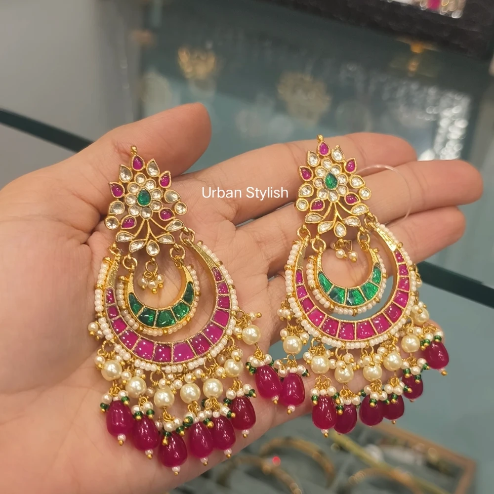 MAGENTA MICRO GOLD PLATED EARRINGS