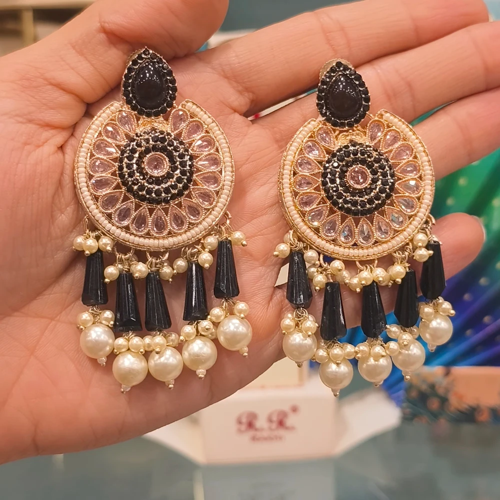 BLACK ROUND SABYASACHI EARRINGS
