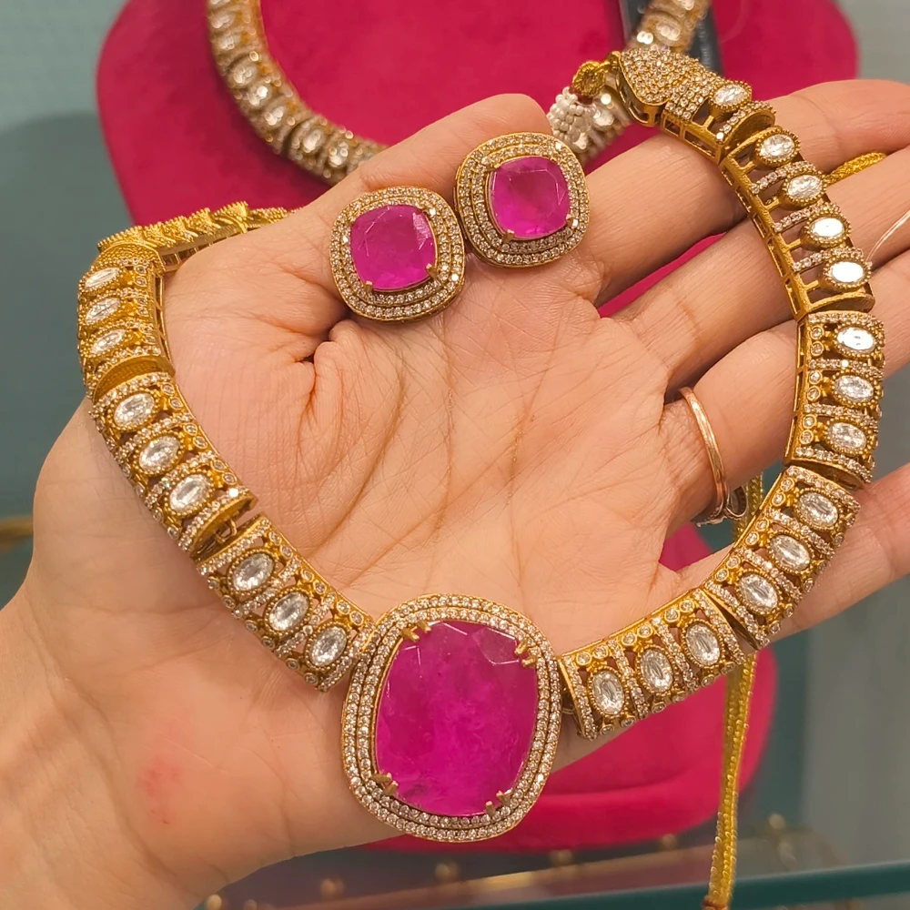 AZIZA MAGENTA MOSONITE NECKLACE