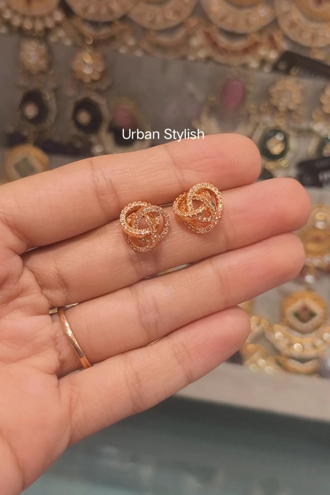 BEE BALM AD STUDS