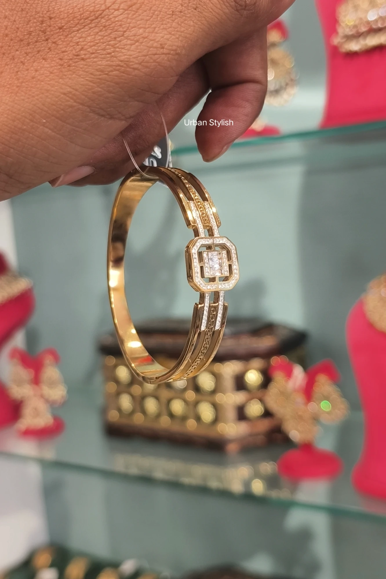 ISHRAQ STAINLESS STEEL ADJUSTABLE BRACELET