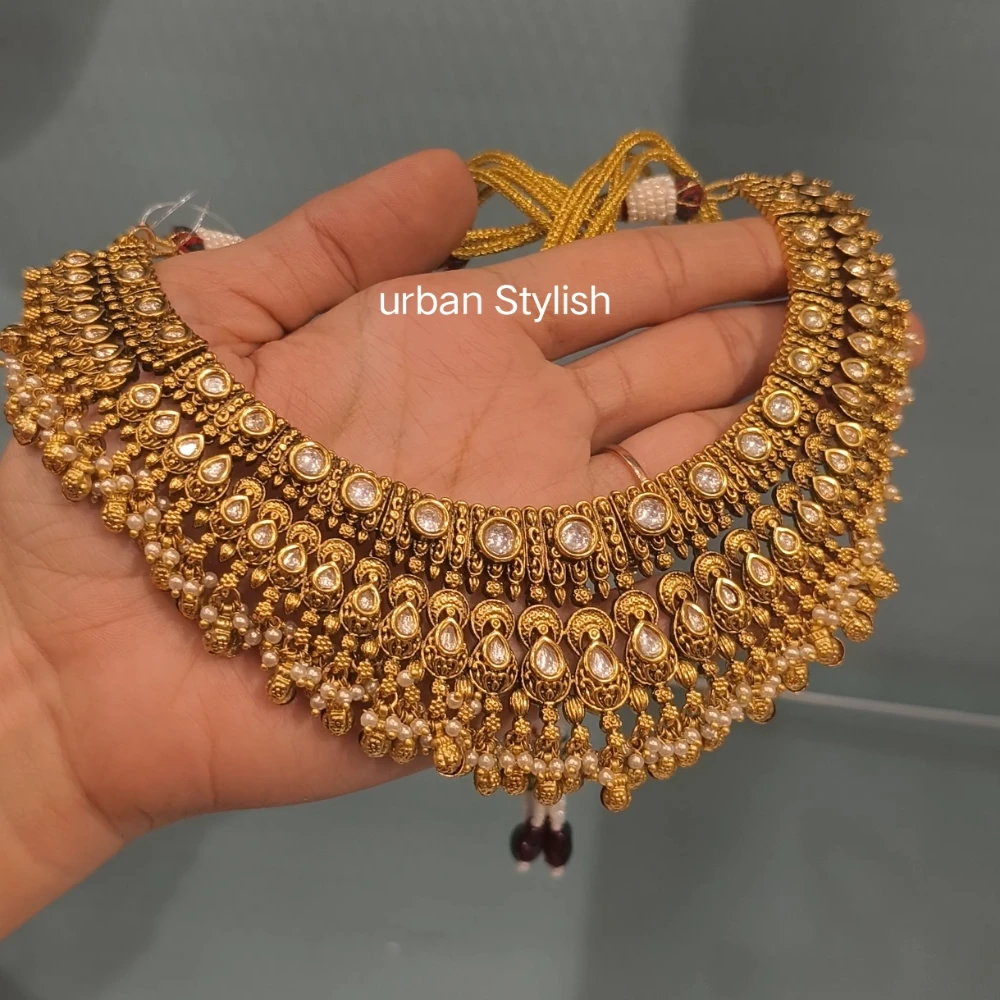 ZAYRA ANTIQUE GOLD PLATED NECKLACE WITH EARRINGS