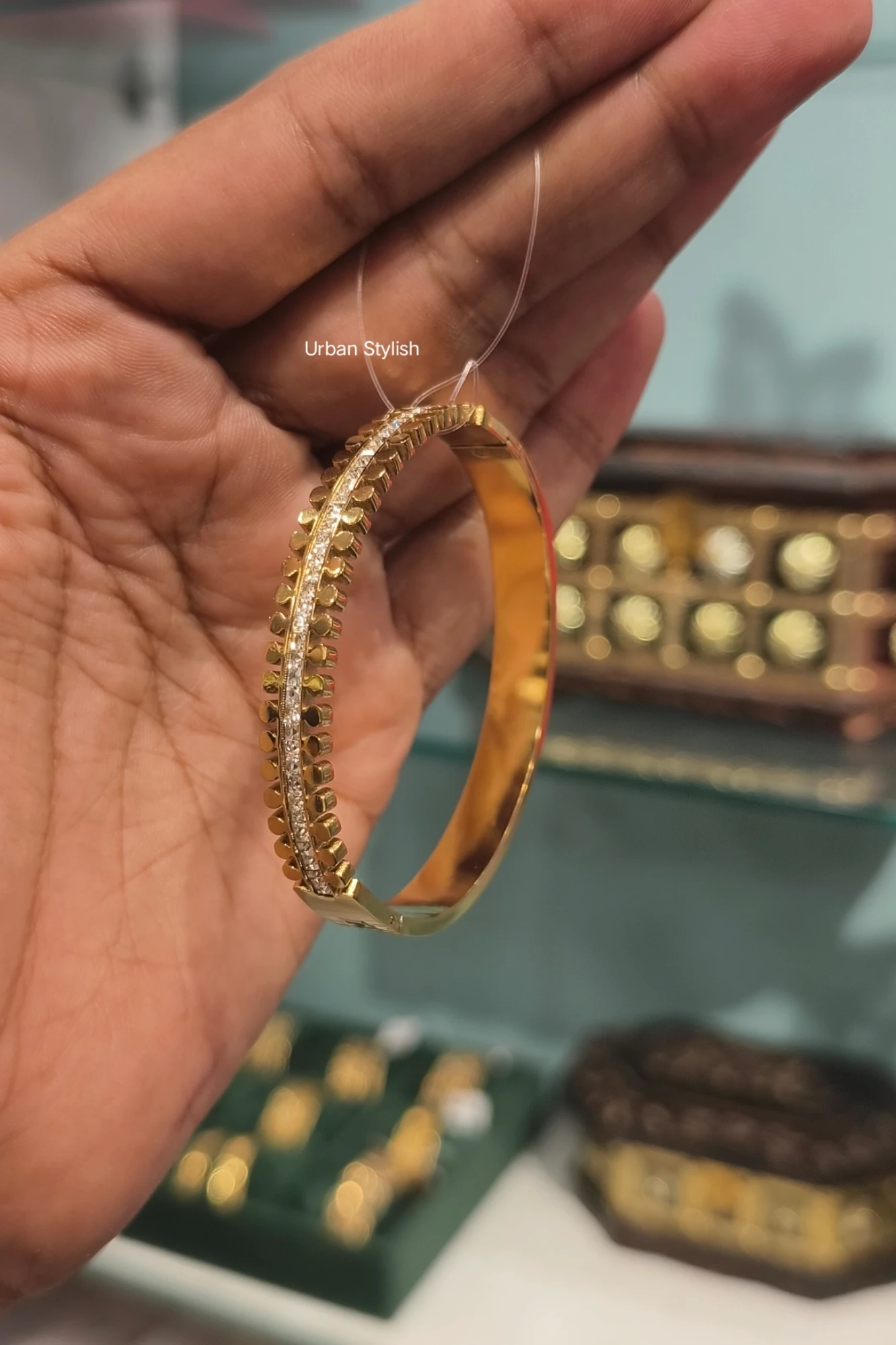 ROOP STAINLESS STEEL ADJUSTABLE BRACELET