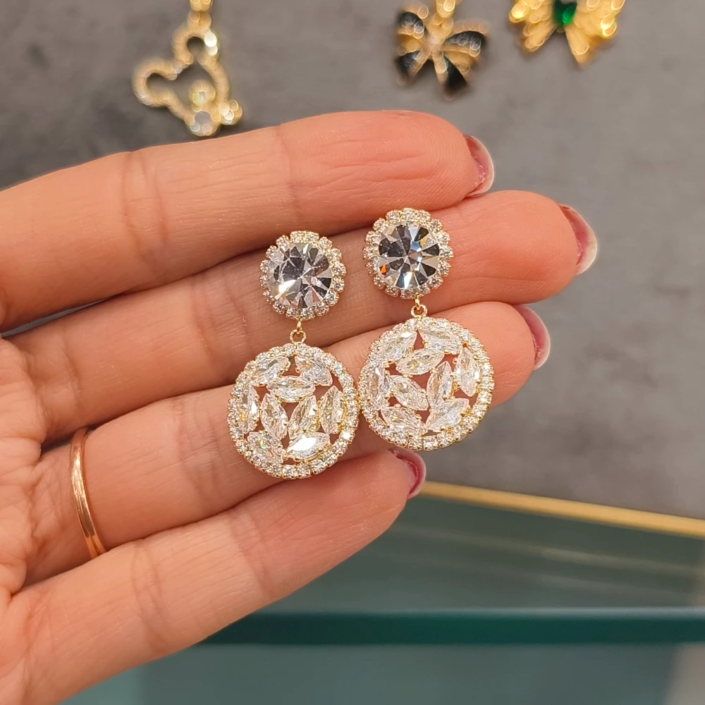 CIRCLE ON CIRCLE EARRING