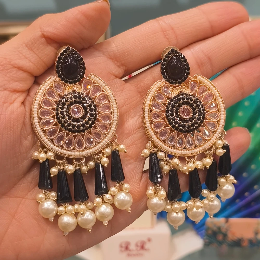 BLACK ROUND SABYASACHI EARRINGS