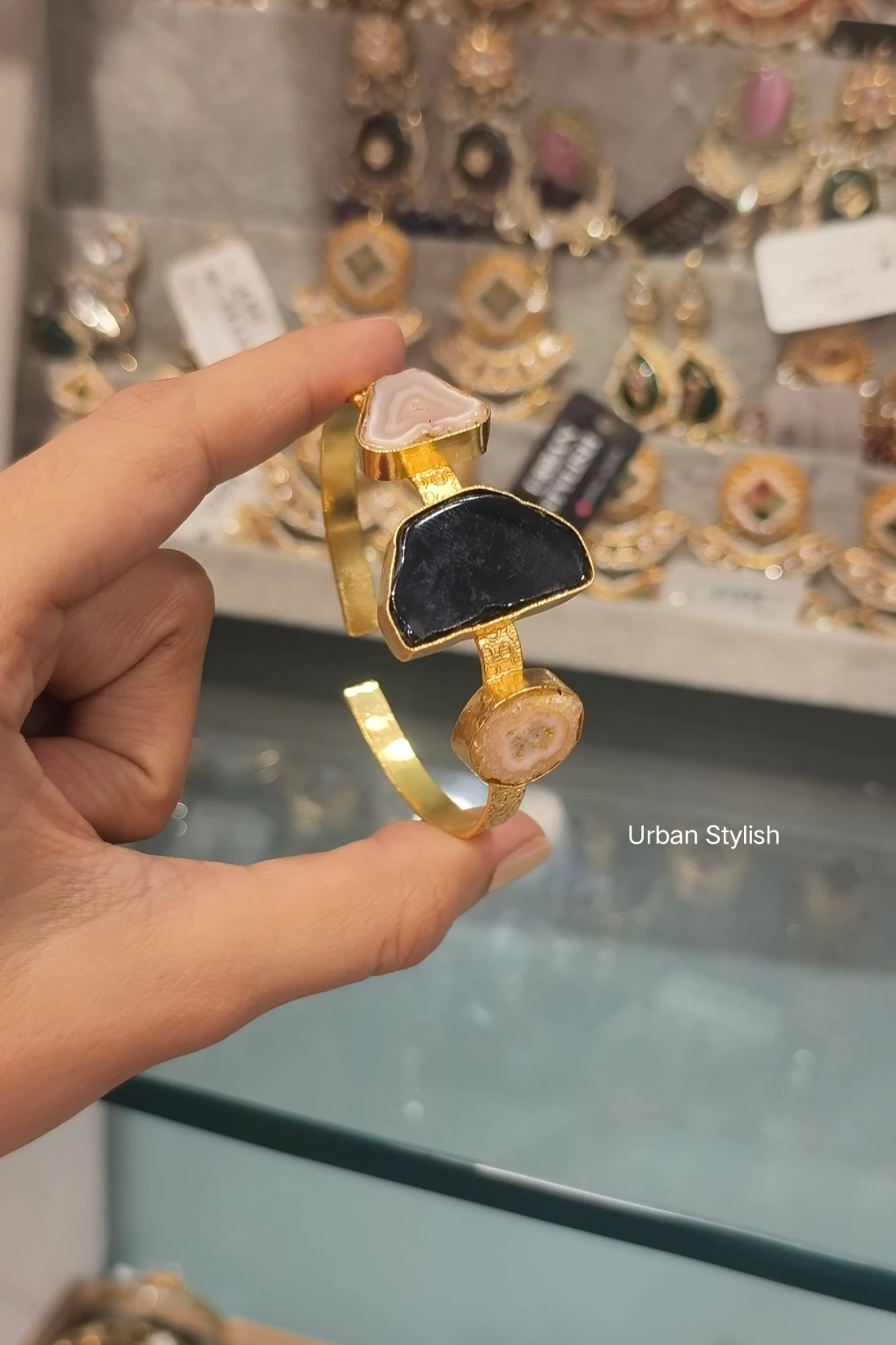 MIRA BRACELET