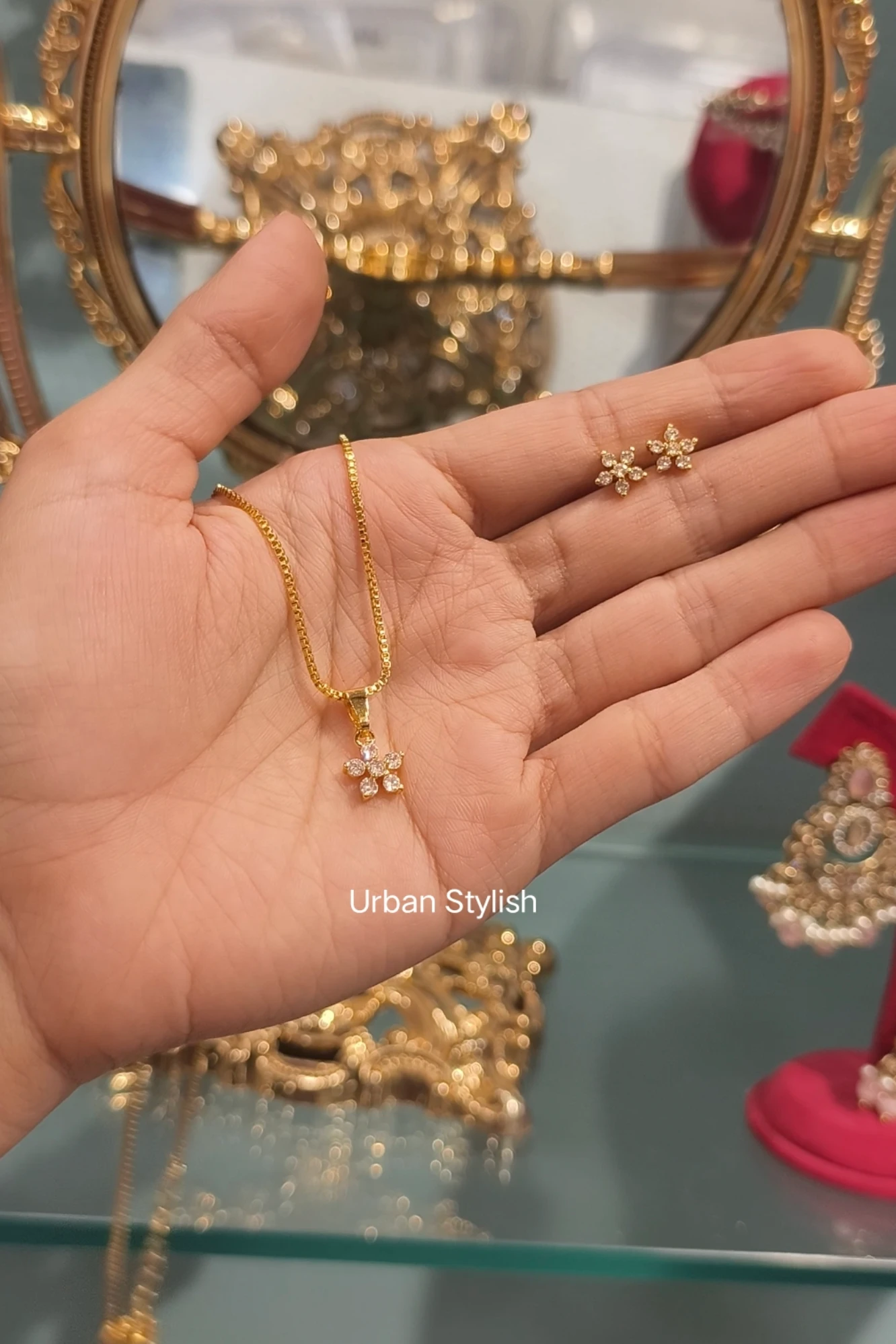 ROYAL LINK STUDS COMBO (A5)
