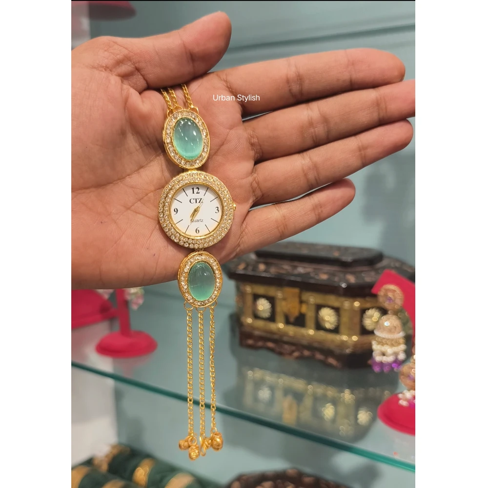 AYSHA KASHMIRI WATCH