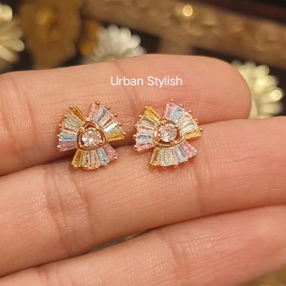 EMAN AMERICAN DIAMOND STUDS