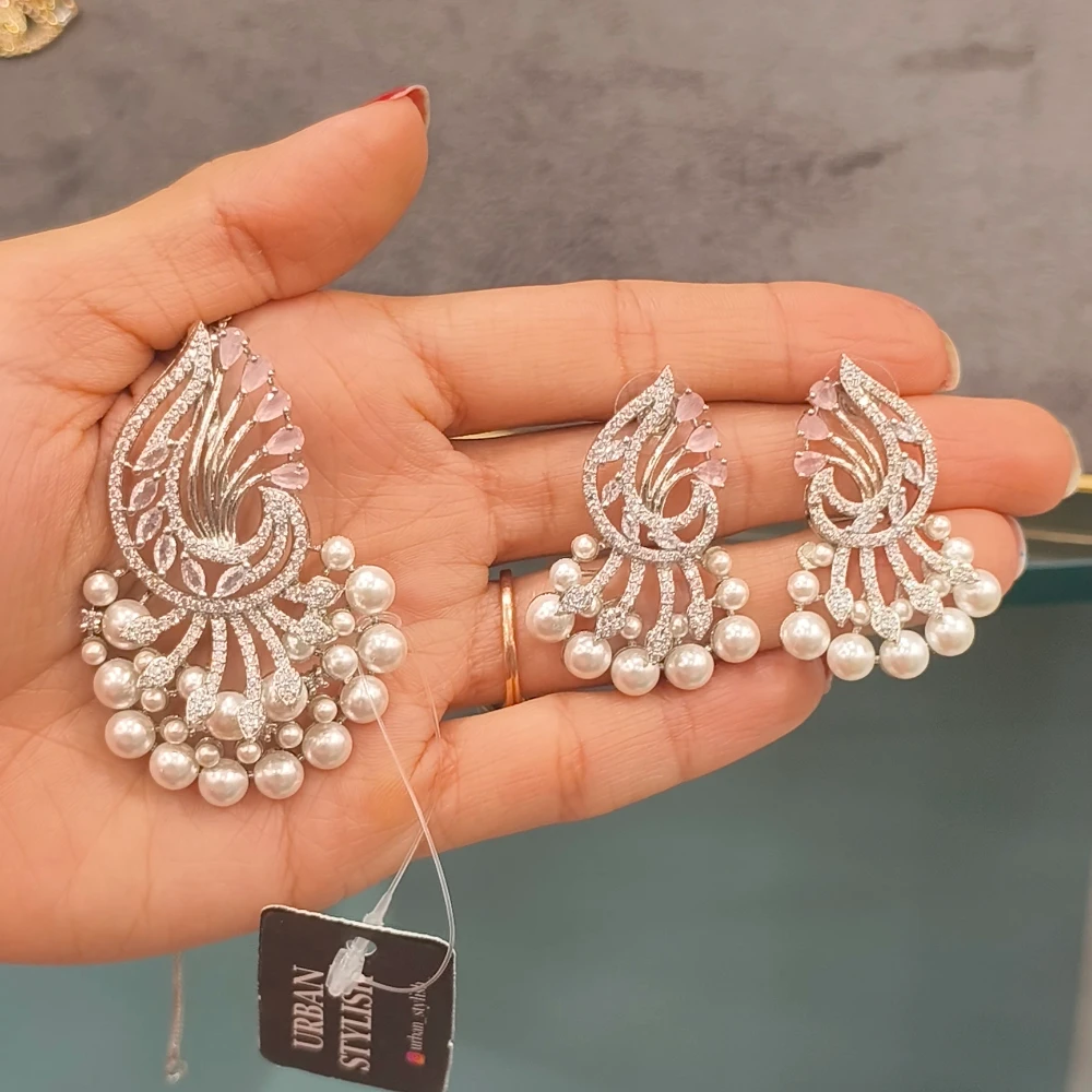 ZINAT SILVER AD PENDANT WITH EARRINGS
