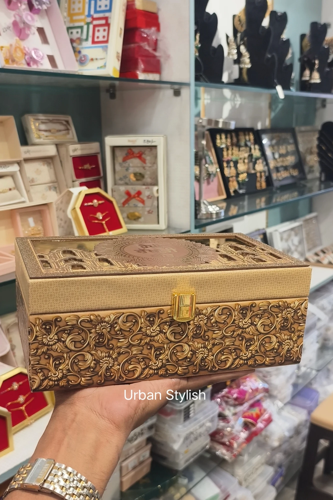 ROYAL RAKHI TREASURE BOX