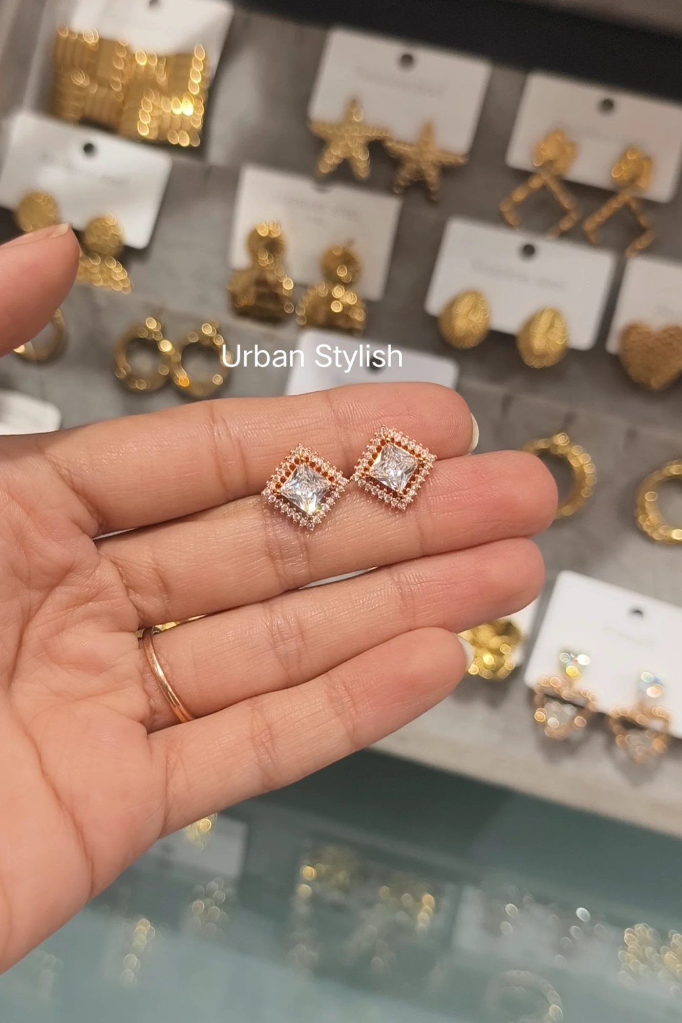 ZARMINA FANCY EARRINGS