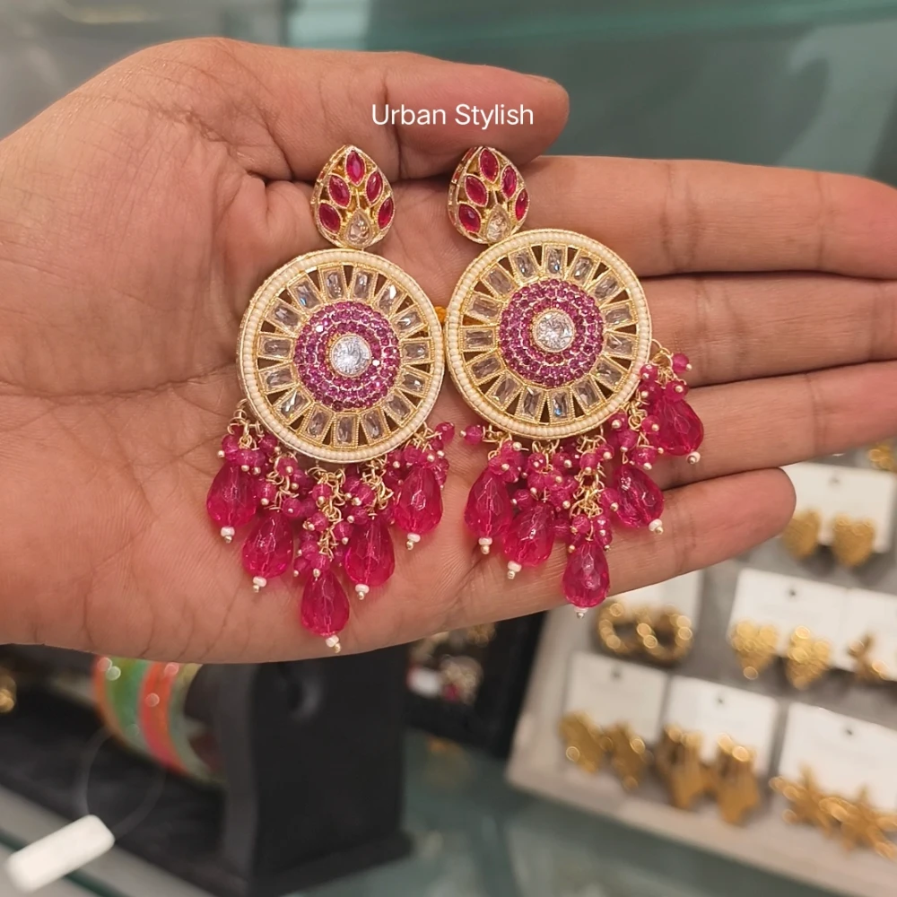 NOOR MAGENTA EARRINGS
