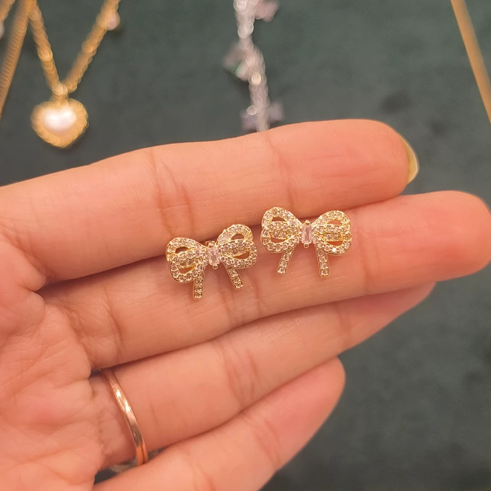 MINI BOW STUDS