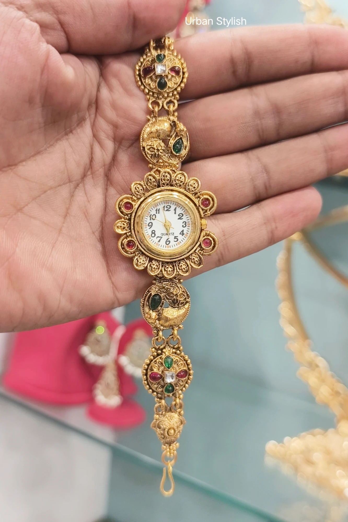 RUHANI BUDGET FRIENDLY HERITAGE WATCH (A1)