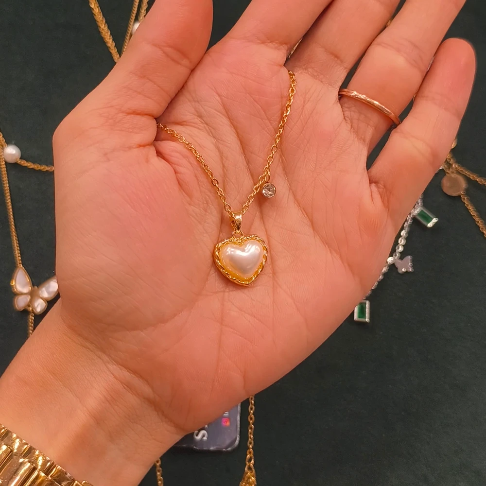 PEARL HEART CHAIN
