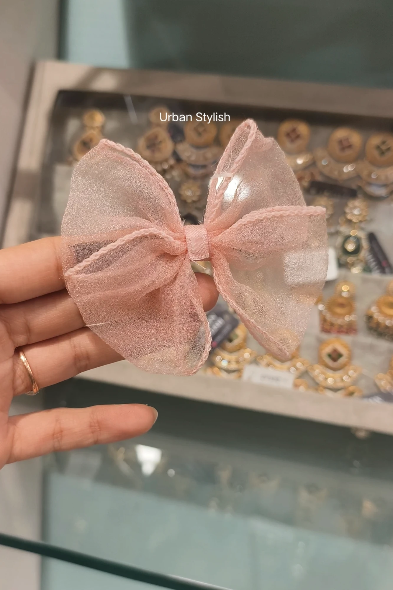 ZUNAIRA HAIR BOW