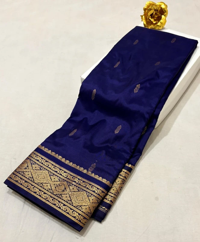 Royal blue Kanchipuram pure silk saree with gold zari border