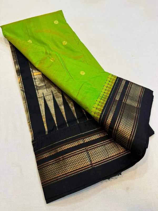 Sneha Green and Red  Border - Traditional Handwoven Ilkaal Butta Saree