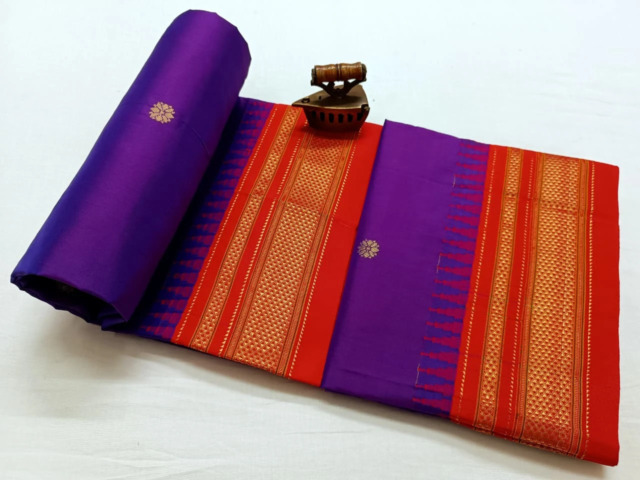 Purple Ilkaal Butta pure silk saree with zari border and traditional woven patterns
