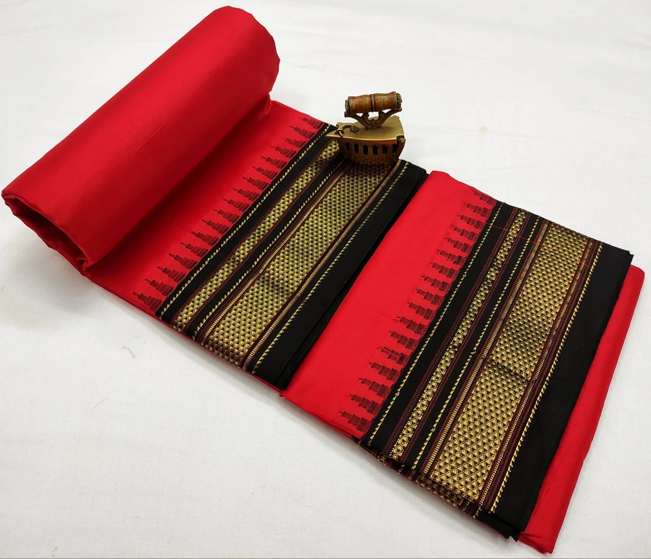 Red Ilkaal plain pure saree with Black zari border and traditional woven design