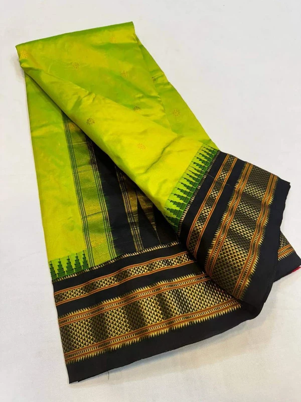 Dark Sneha Green and Black  Border - Traditional Handwoven Ilkaal Butta Saree