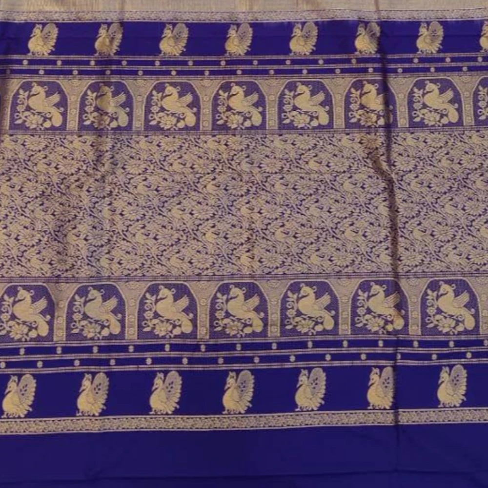 Rani Wine with Contrast Border Gadwal traditional silk saree with zari border for festive and wedding occasions