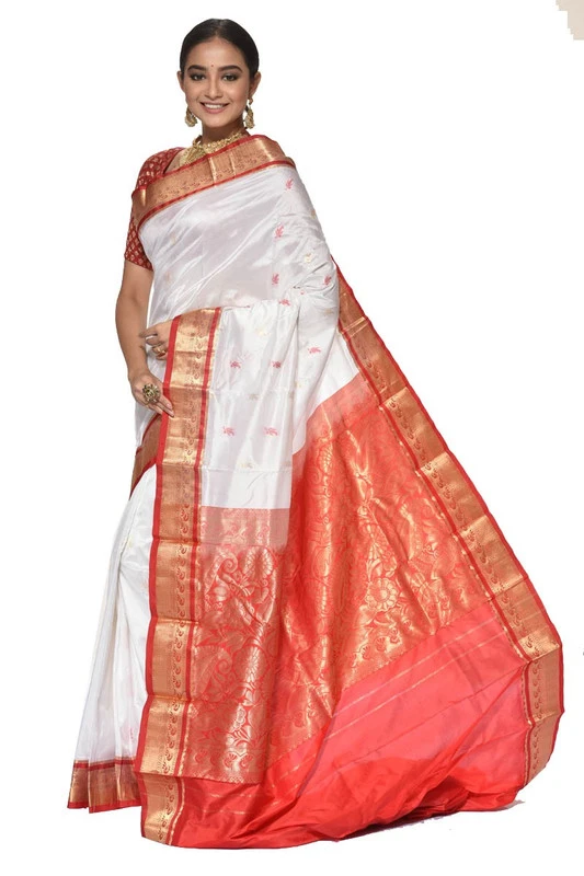 Kanchipuram Pure Silk Saree in Milk White with Red Contrast for Durga Pooja