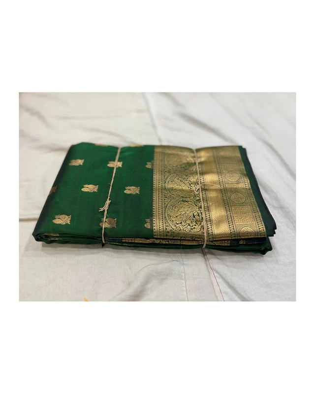 Dark Bottle Green with Gold Border Kanchipuram Pure Silk Handloom Saree Silk Mark with Blouse - FabFashionz
