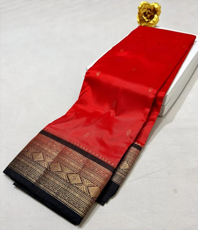 Kanchipuram silk saree red black border gold zari bridal silk festival sari