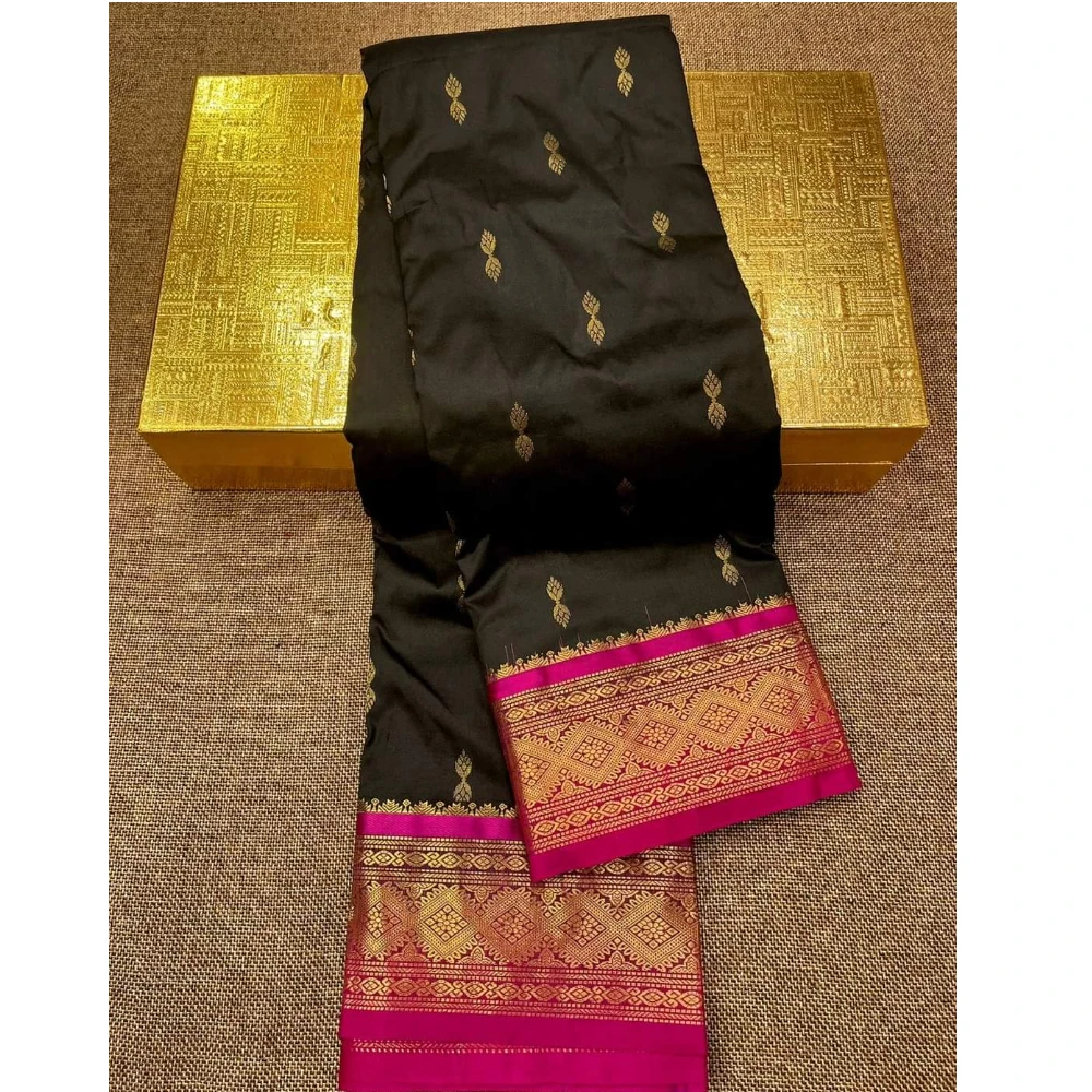 Kanchipuram Pure Silk Saree in Black with Rani Border