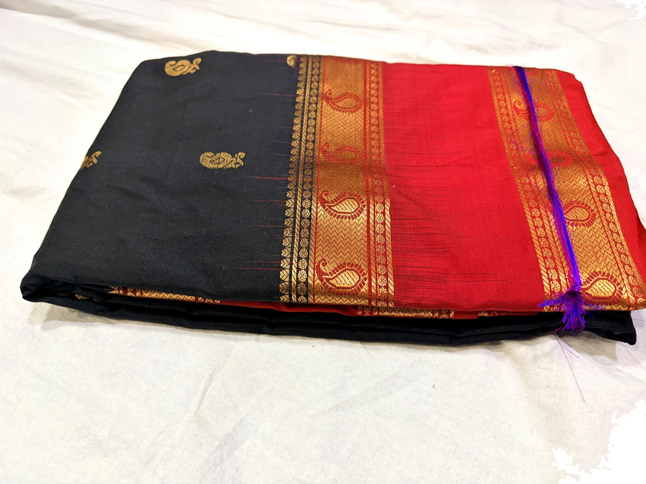 Exclusive Kanchipuram Pure Silk Saree with Pure Silk Blouse - Black & Red
