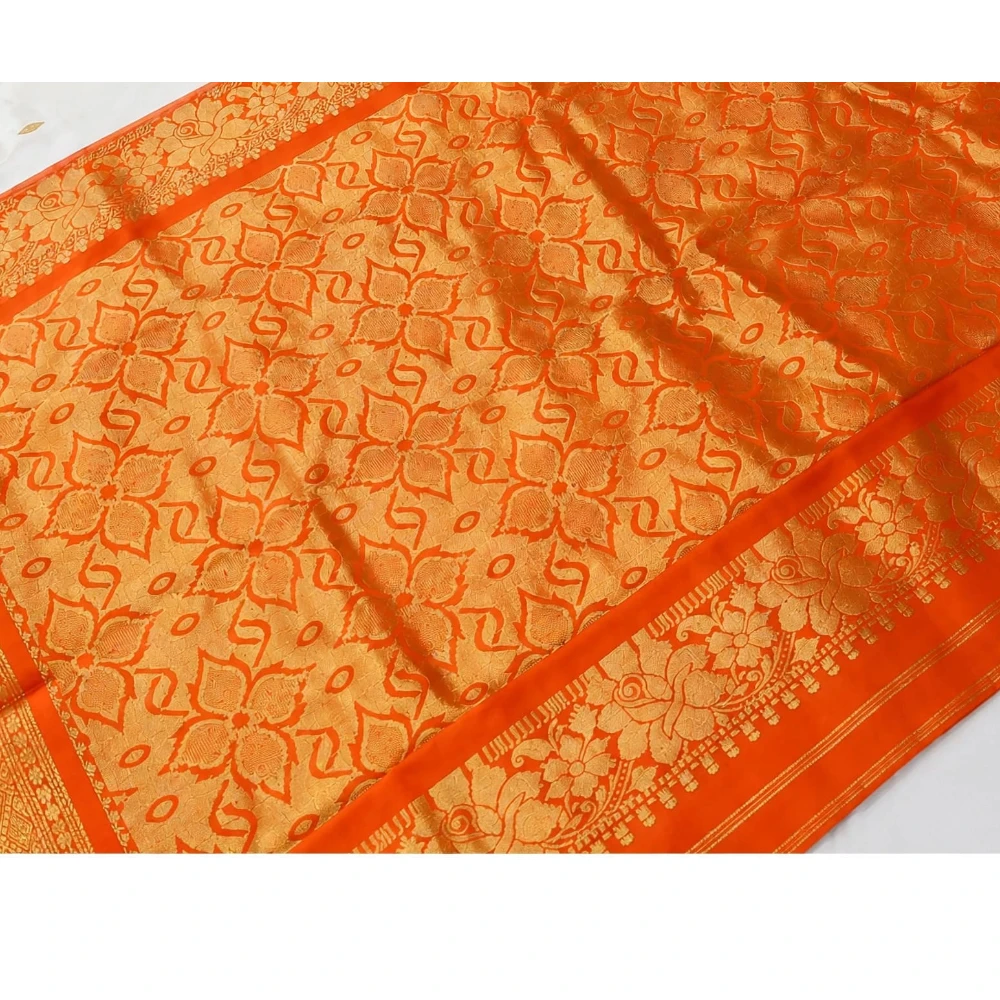 Magenta with White Contrast traditional silk saree with zari border for festive and wedding occasions