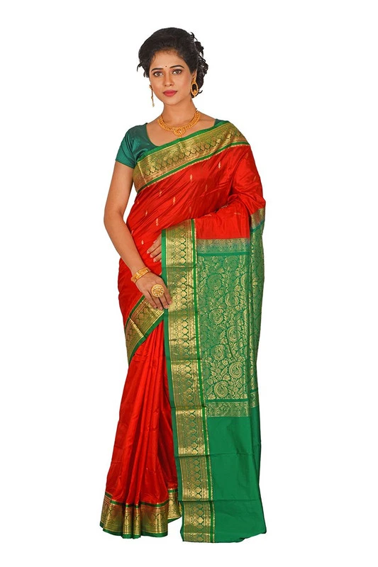 Nine Yards Kanchipuram Pure Silk Saree in Red with Green Contrast