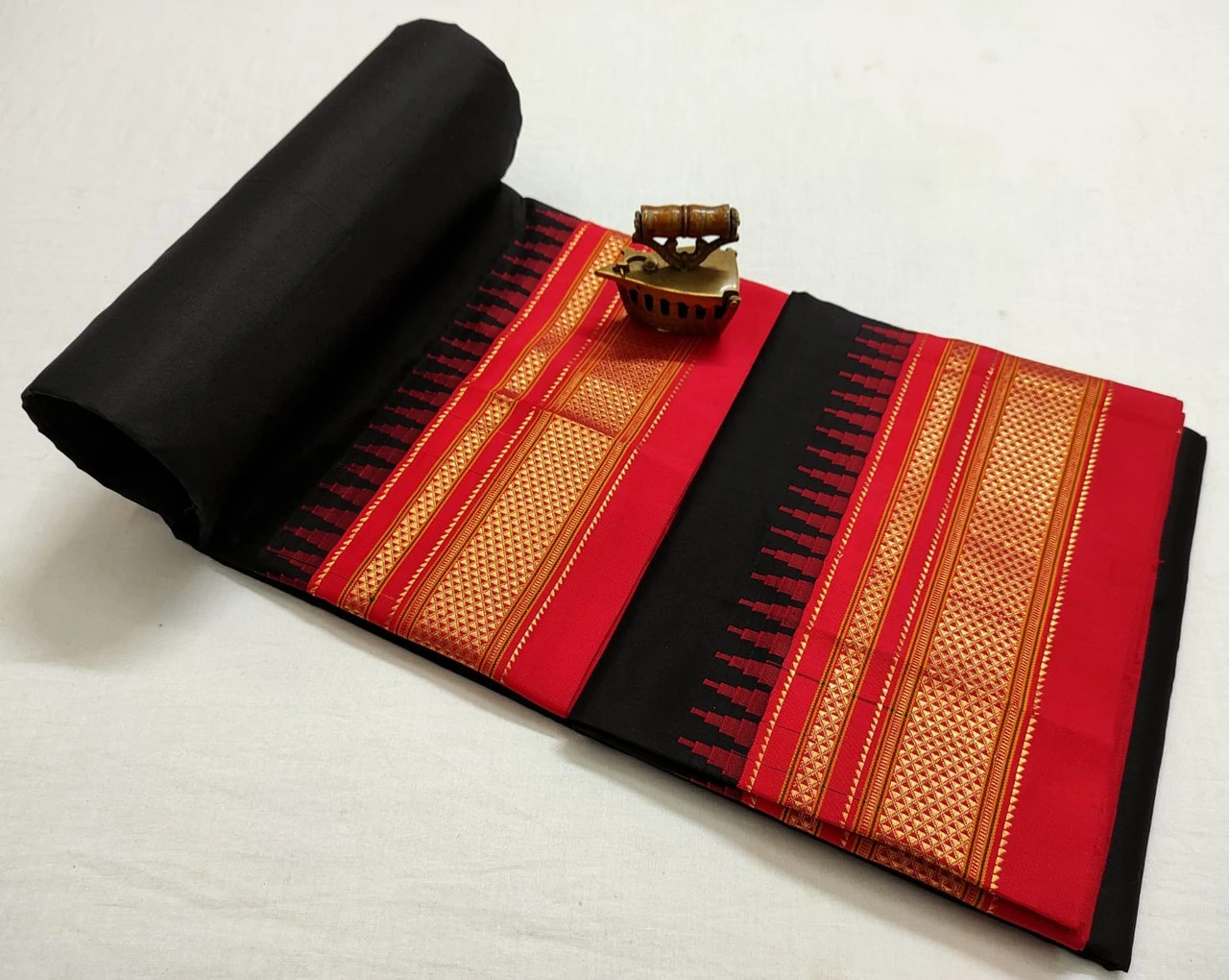 Black Ilkaal plain pure saree with red contrast zari border traditional handloom design