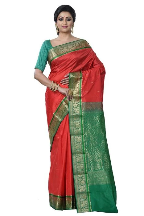Nine Yards Kanchipuram Pure Silk Saree in Red with Green Contrast